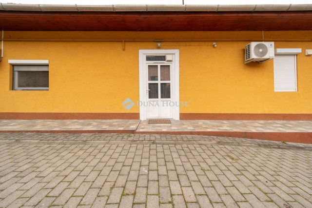 Eladó családi ház, Miskolcon 45.9 M Ft, 2 szobás