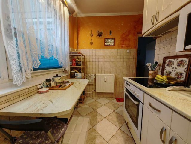 Eladó panellakás, Tatabányán 53.99 M Ft, 2+2 szobás