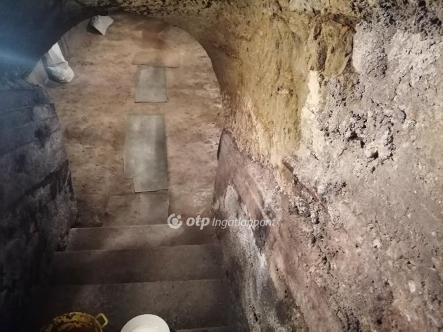 Eladó üzlethelyiség, Miskolcon 6.89 M Ft / költözzbe.hu