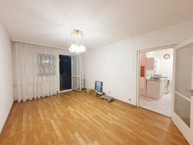 Eladó téglalakás, XV. kerületben, Erdőkerülő utcában