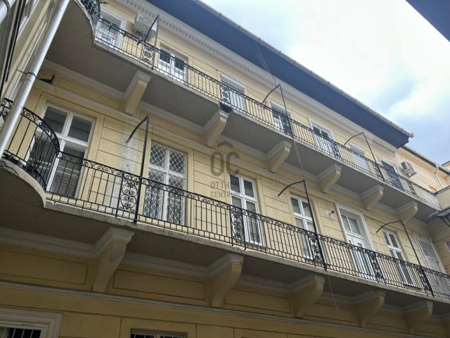 Eladó téglalakás, Budapesten, VI. kerületben 63 M Ft, 2 szobás