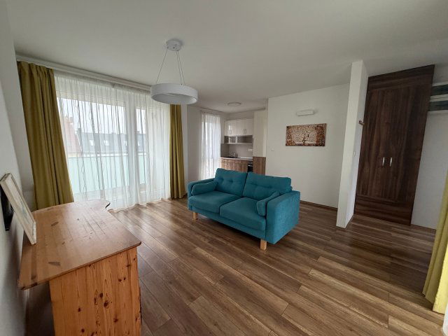 Eladó téglalakás, Szegeden, Csongrádi sugárúton 59.9 M Ft