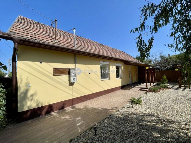 Eladó családi ház, Nagykátán 39.9 M Ft, 3 szobás