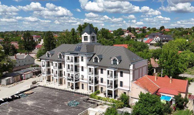 Eladó téglalakás, Balatonkenesén 147 M Ft, 3 szobás