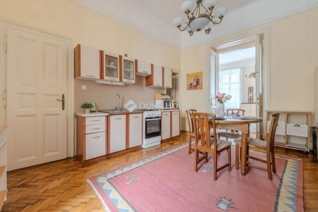 Eladó téglalakás, Budapesten, VIII. kerületben 139 M Ft