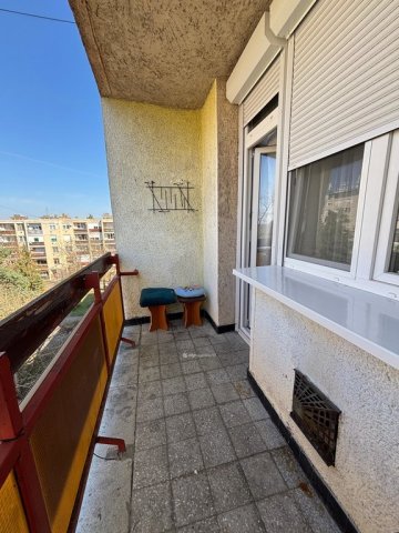 Eladó téglalakás, Gyulán 28.5 M Ft, 2 szobás