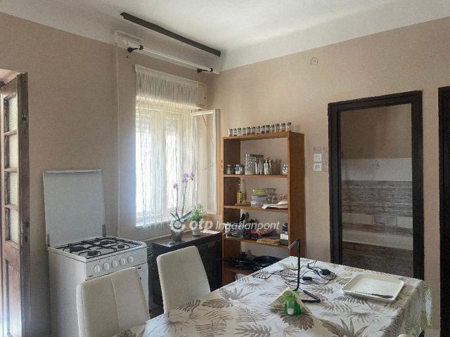 Eladó családi ház, Nagyrédén 21.5 M Ft, 2 szobás