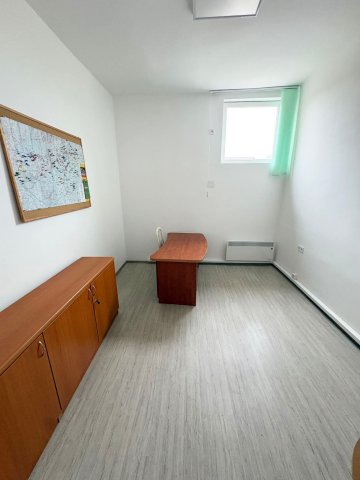 Kiadó iroda, Egerben 205 E Ft / hó, 5 szobás