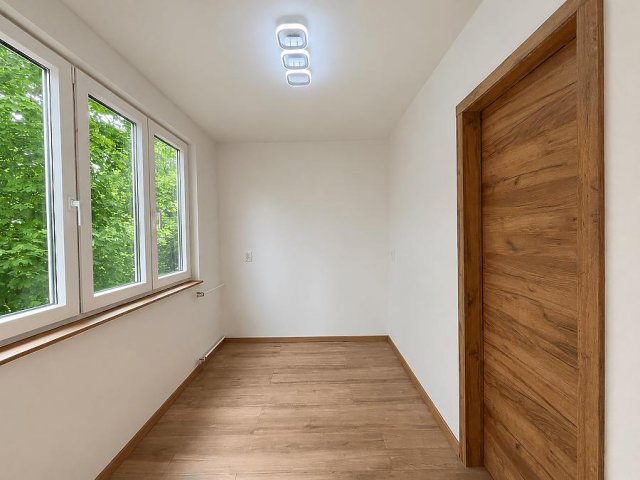 Eladó panellakás, Budapesten, III. kerületben 59.9 M Ft, 1 szobás