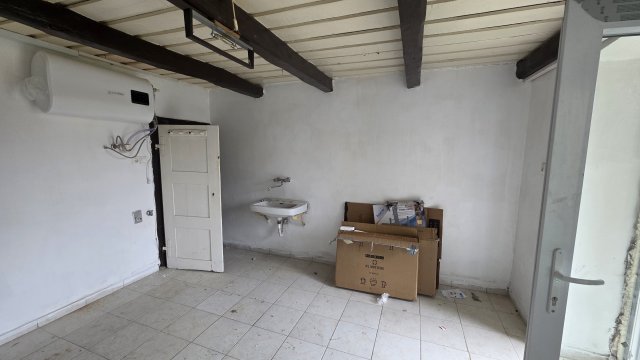 Eladó ikerház, Pécsett 22 M Ft, 2 szobás / költözzbe.hu