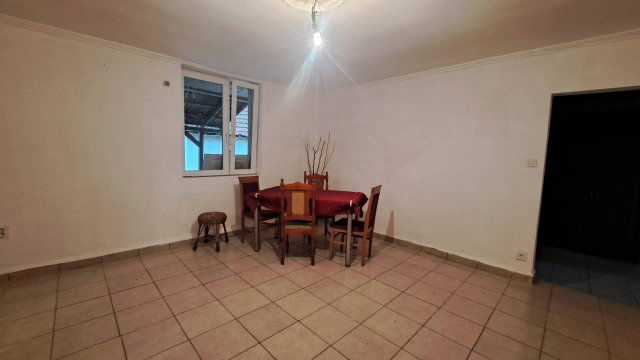 Eladó családi ház, Monoron 41.99 M Ft, 2+1 szobás