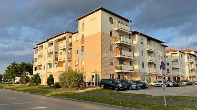 Eladó téglalakás, Szombathelyen, Stromfeld Aurél utcában