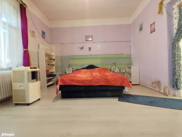 Eladó családi ház, Dombóváron 32 M Ft, 3 szobás