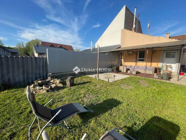 Eladó családi ház, Aszódon 60.99 M Ft, 3 szobás