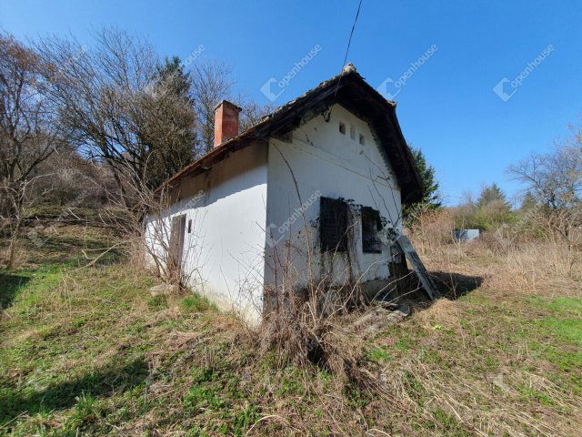 Eladó nyaraló, Homokkomáromon 4.5 M Ft, 3 szobás