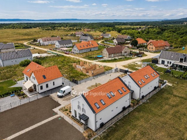 Eladó téglalakás, Dörgicsén 99 M Ft, 4 szobás