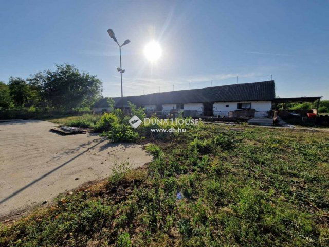 Eladó mezogazdasagi ingatlan, Kocséren 130 M Ft, 3 szobás
