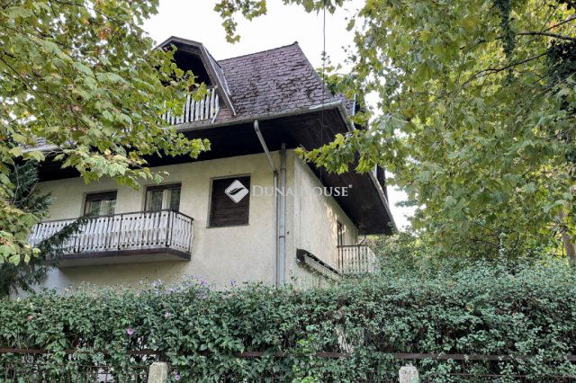 Eladó ikerház, Siófokon 250 M Ft, 7+1 szobás