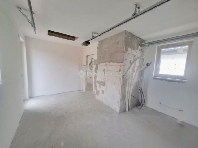 Eladó ikerház, Fóton 124 M Ft, 4 szobás / költözzbe.hu