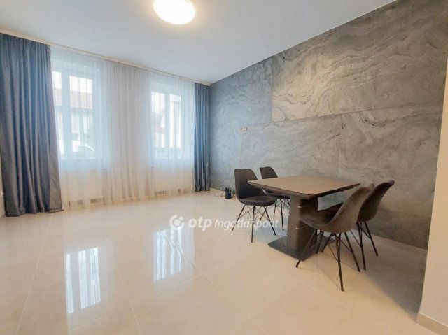 Eladó téglalakás, Budapesten, XV. kerületben 76.9 M Ft