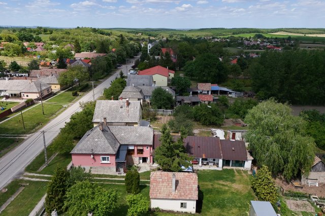 Eladó családi ház, Ácsteszéren 48 M Ft, 3 szobás