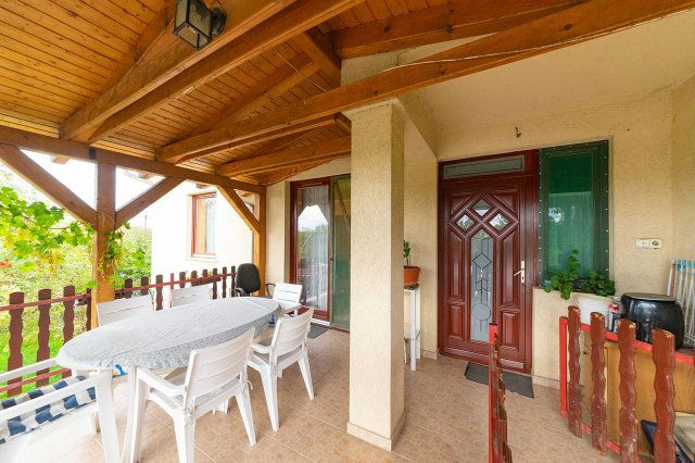 Eladó családi ház, Kerepesen 99 M Ft, 4 szobás