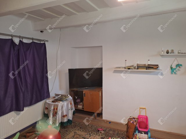 Eladó családi ház, Noszlopon 44.99 M Ft, 2 szobás