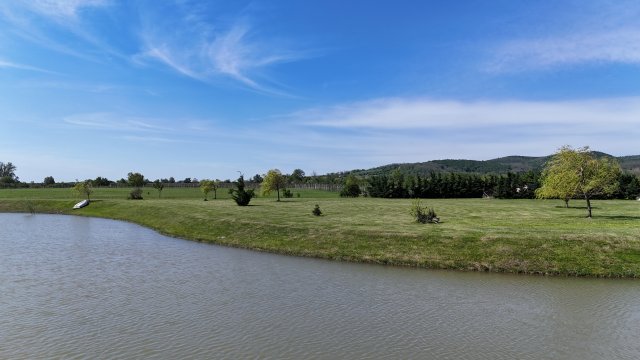 Eladó telek, Harkán 450 M Ft / költözzbe.hu