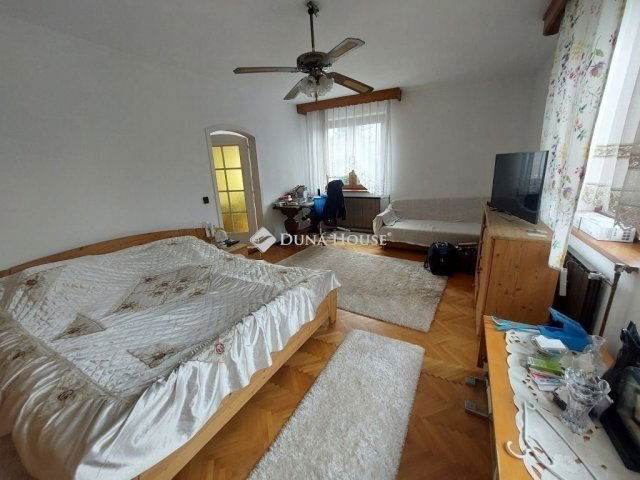 Eladó családi ház, Budapesten, XX. kerületben 229 M Ft