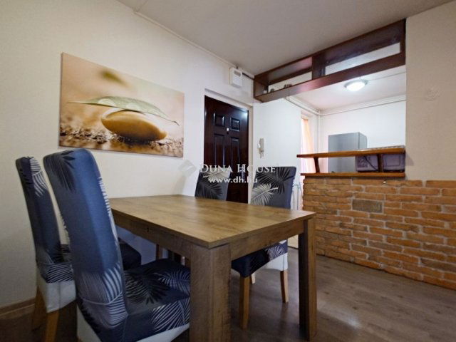 Kiadó panellakás, albérlet, Kecskeméten 185 E Ft / hó, 3 szobás