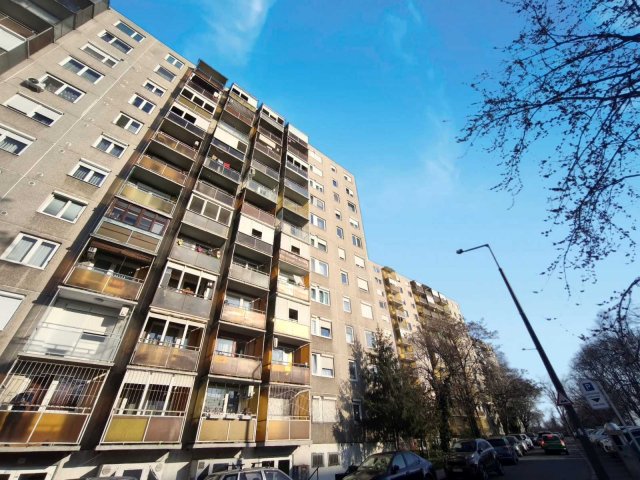 Eladó panellakás, Miskolcon 35.5 M Ft, 2 szobás