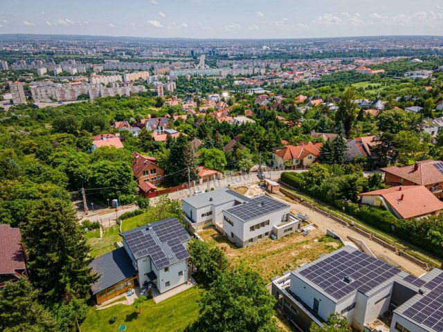 Eladó téglalakás, Budapesten, III. kerületben 274 M Ft, 4 szobás