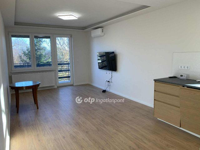 Eladó téglalakás, Budapesten, XII. kerületben 120 M Ft, 2 szobás