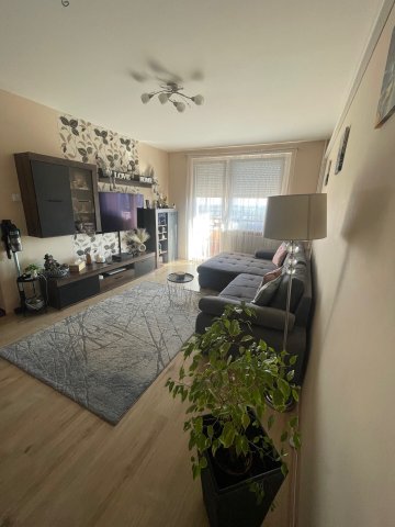 Eladó téglalakás, Nyíregyházán 49.499 M Ft, 1+2 szobás