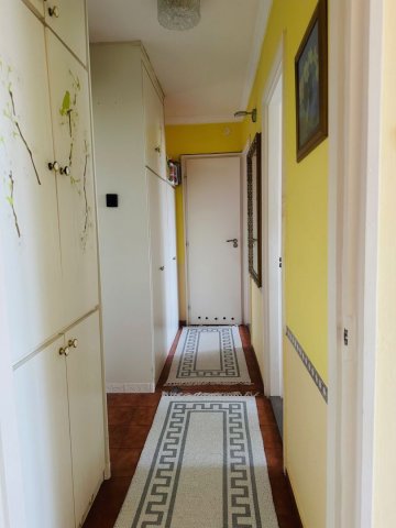 Eladó téglalakás, Debrecenben 86 M Ft, 5 szobás