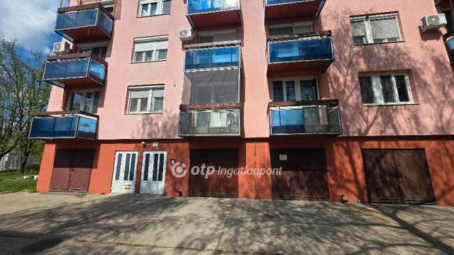 Eladó téglalakás, Kabán 26.5 M Ft, 1+1 szobás