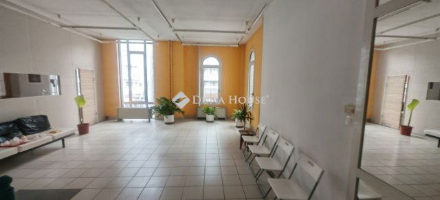 Eladó üzlethelyiség, Zalaegerszegen 34.5 M Ft