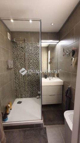 Eladó panellakás, Budapesten, IV. kerületben 99.9 M Ft, 4 szobás