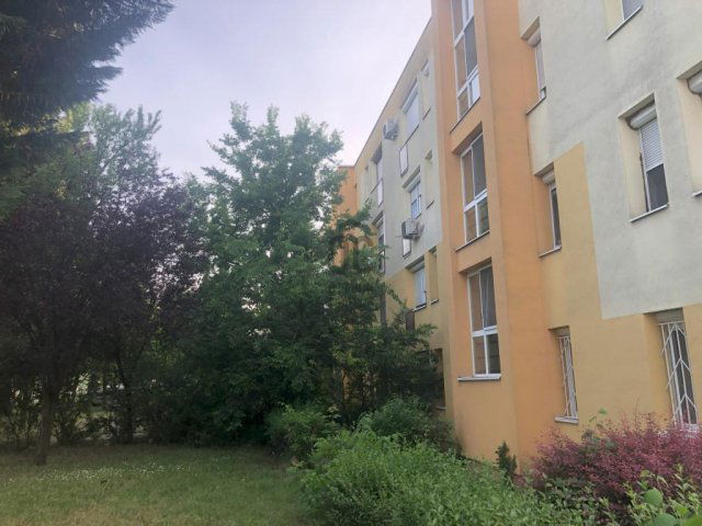 Eladó téglalakás, Budapesten, XV. kerületben 59.8 M Ft, 4 szobás