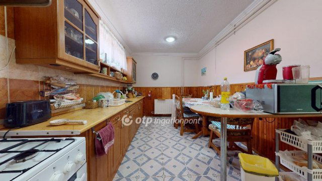 Eladó családi ház, Nyíregyházán 97 M Ft, 2 szobás