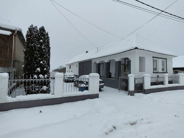 Eladó családi ház, Múcsonyban, Kossuth Lajos úton 21.9 M Ft