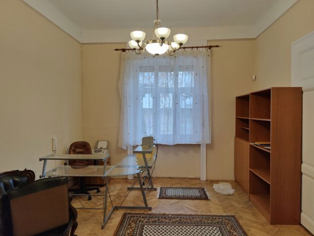 Eladó téglalakás, Gyulán, Béke sugárúton 71.9 M Ft, 3 szobás