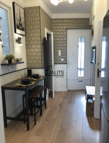 Kiadó téglalakás, albérlet, V. kerületben, Szalay utcában