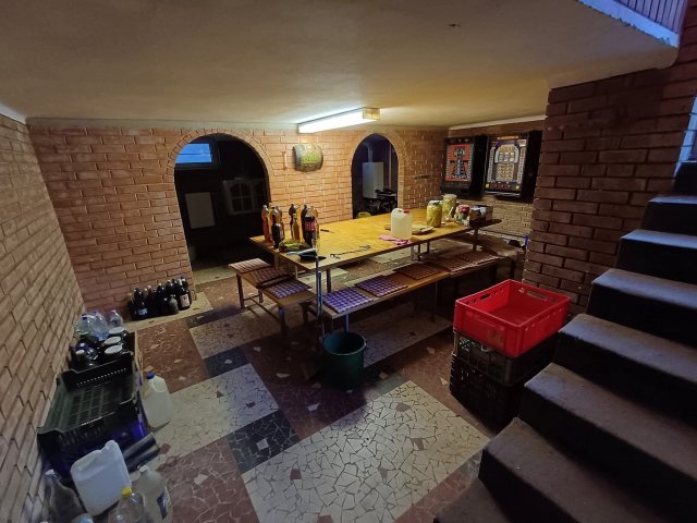 Eladó családi ház, Dányon 32 M Ft, 2 szobás