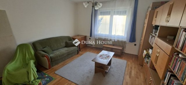 Eladó családi ház, Kecskeméten 79.9 M Ft, 5 szobás