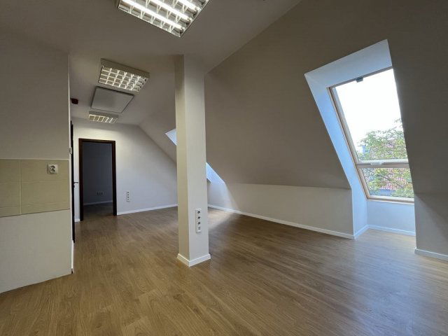 Kiadó téglalakás, albérlet, Egerben 100 E Ft / hó, 2 szobás