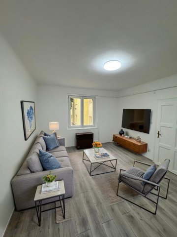 Eladó téglalakás, Budapesten, IX. kerületben, Haller utcában