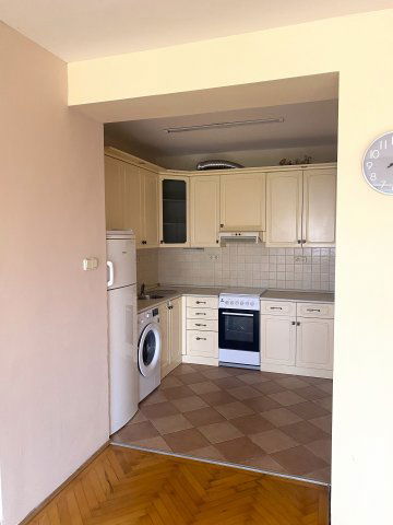 Kiadó téglalakás, albérlet, Győrött 280 E Ft / hó, 3 szobás