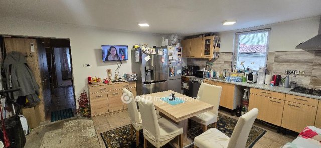 Eladó családi ház, Győrött 62 M Ft, 2+1 szobás