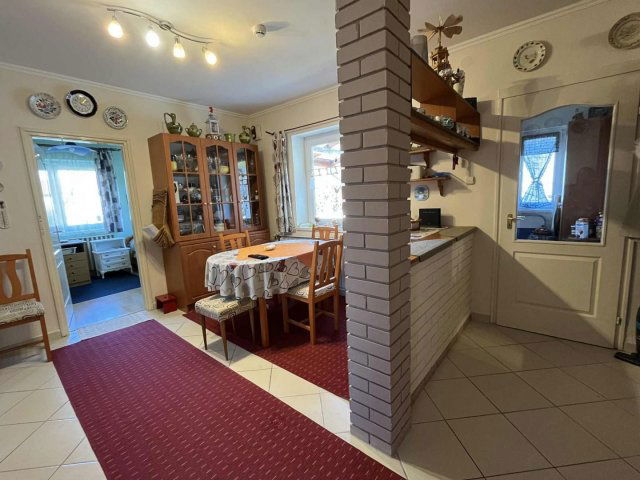 Eladó családi ház, Egerben 81 M Ft, 3 szobás